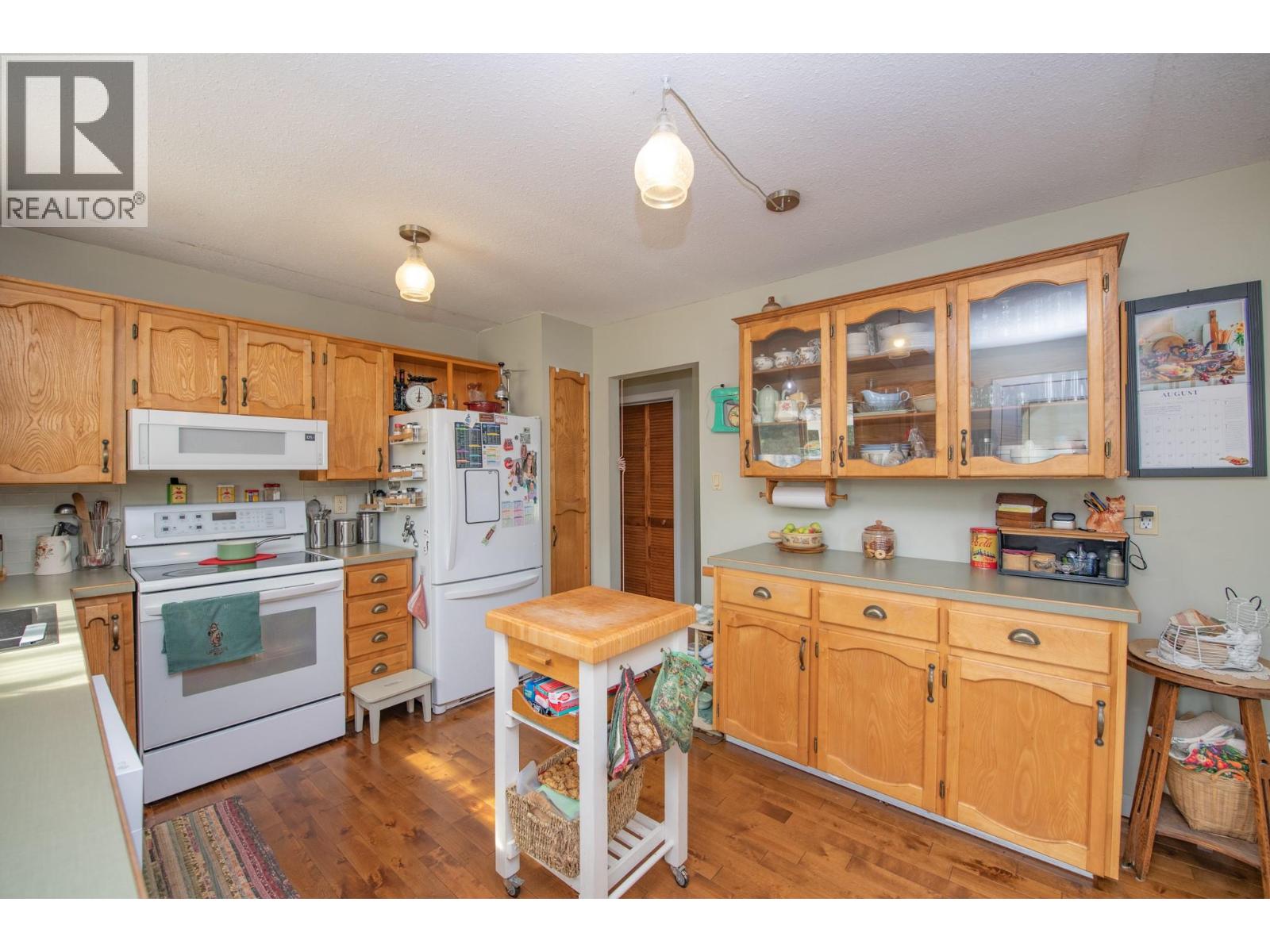 759 Heather Road, Lumby, British Columbia  V0E 2G7 - Photo 8 - 10399151