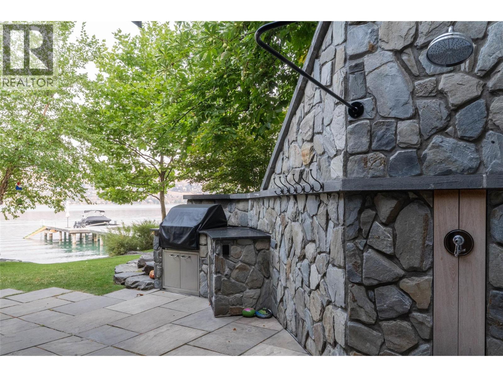 12407 Coldstream Creek Road, Coldstream, British Columbia  V1B 1G2 - Photo 21 - 10397885