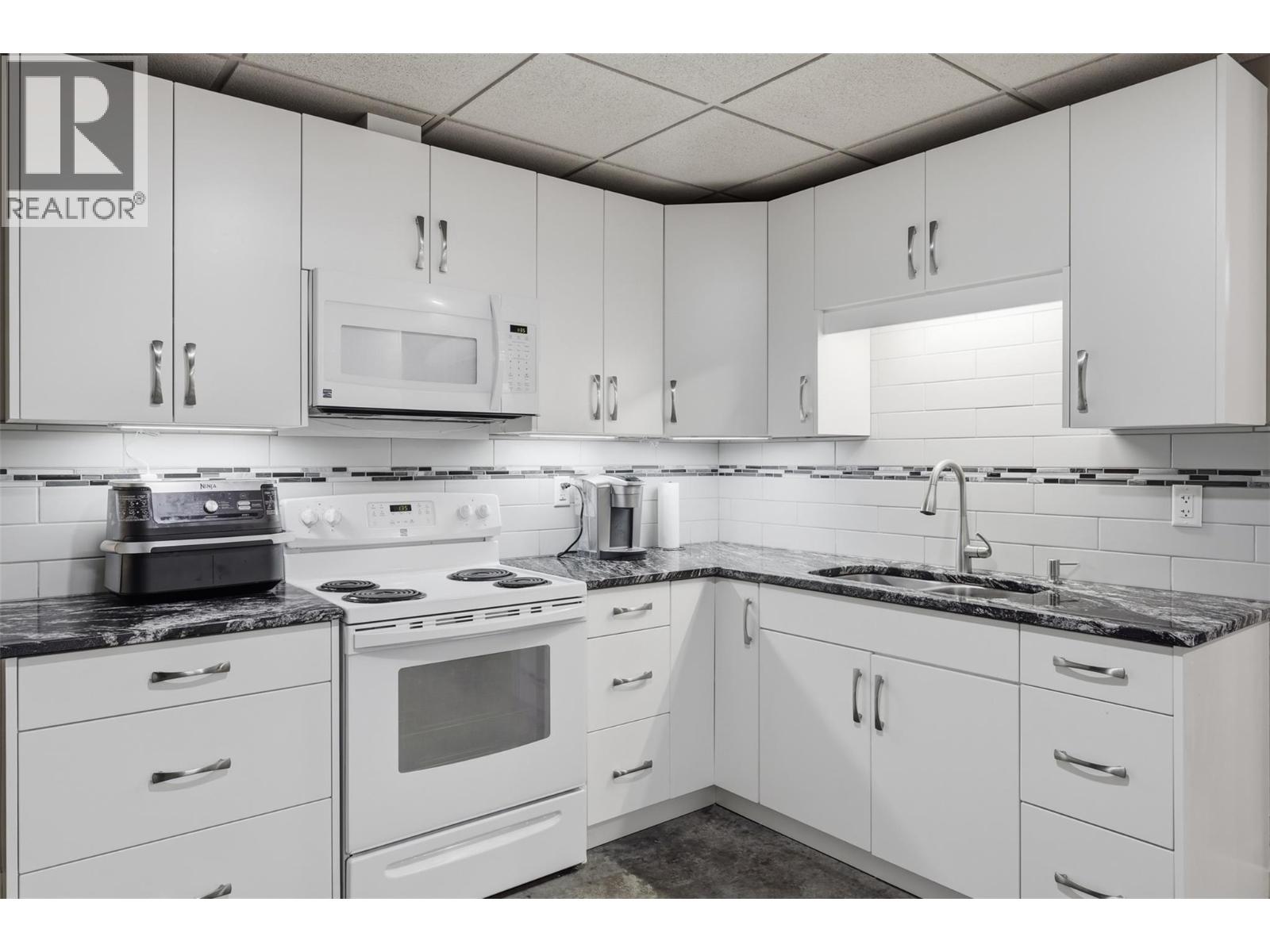 819 Fernie Court, Kamloops, British Columbia  V2C 0A7 - Photo 77 - 10399327