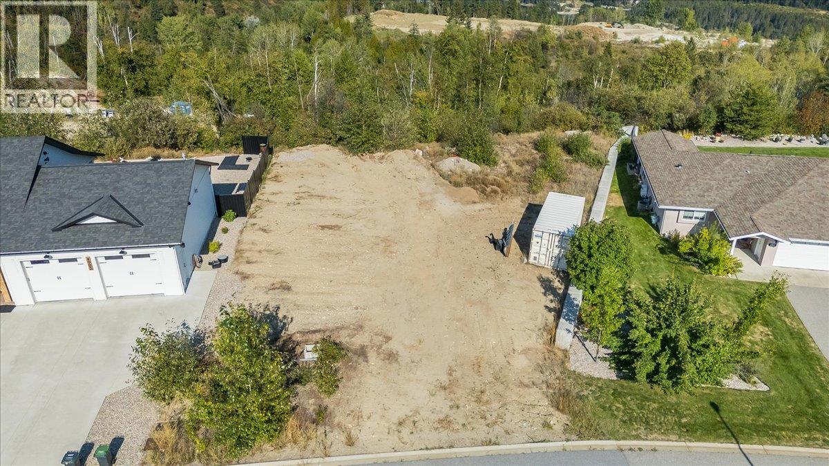 4009 Grandview Drive, Castlegar, British Columbia  V1N 4X9 - Photo 2 - 10399833