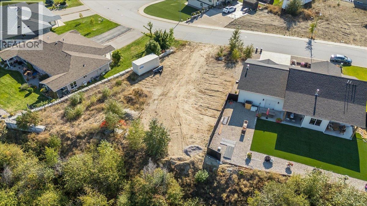 4009 Grandview Drive, Castlegar, British Columbia  V1N 4X9 - Photo 9 - 10399833