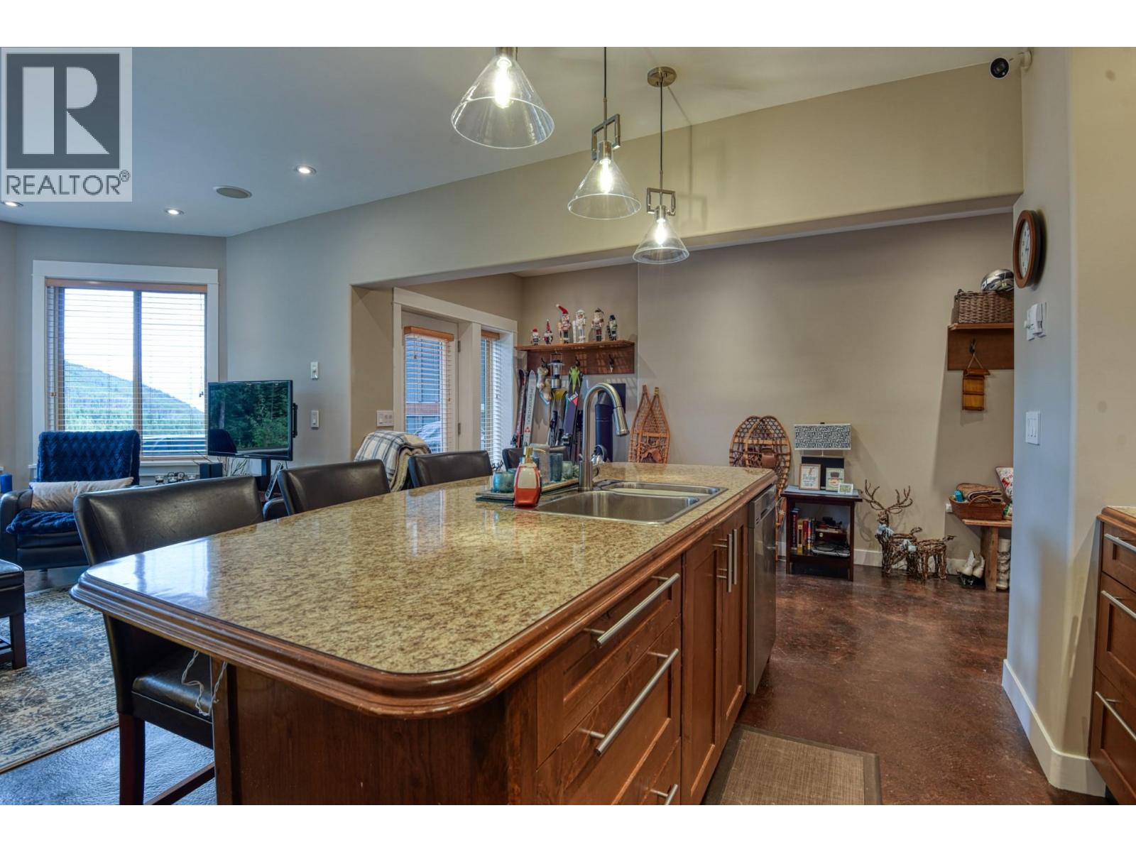 306 Creekview Road Unit# 12, Apex Mountain, British Columbia  V0H 1K0 - Photo 12 - 10399490
