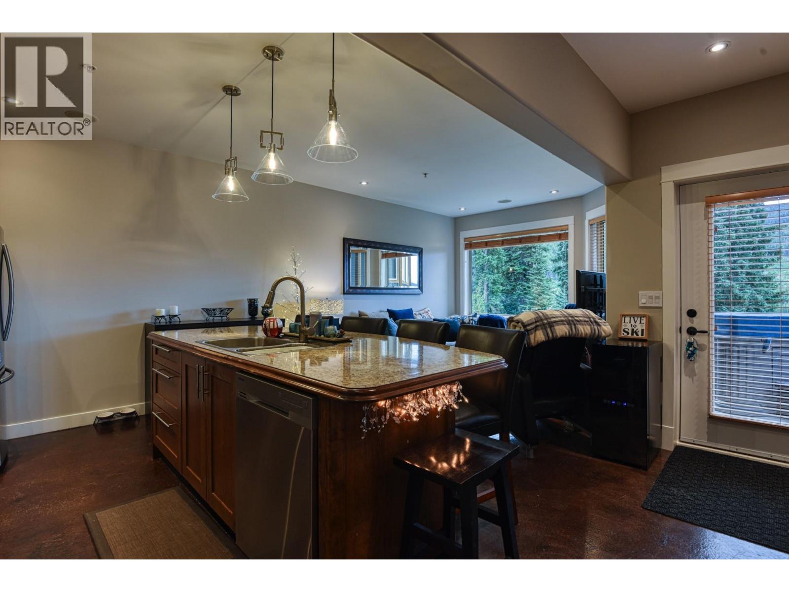 306 Creekview Road Unit# 12, Apex Mountain, British Columbia  V0H 1K0 - Photo 14 - 10399490