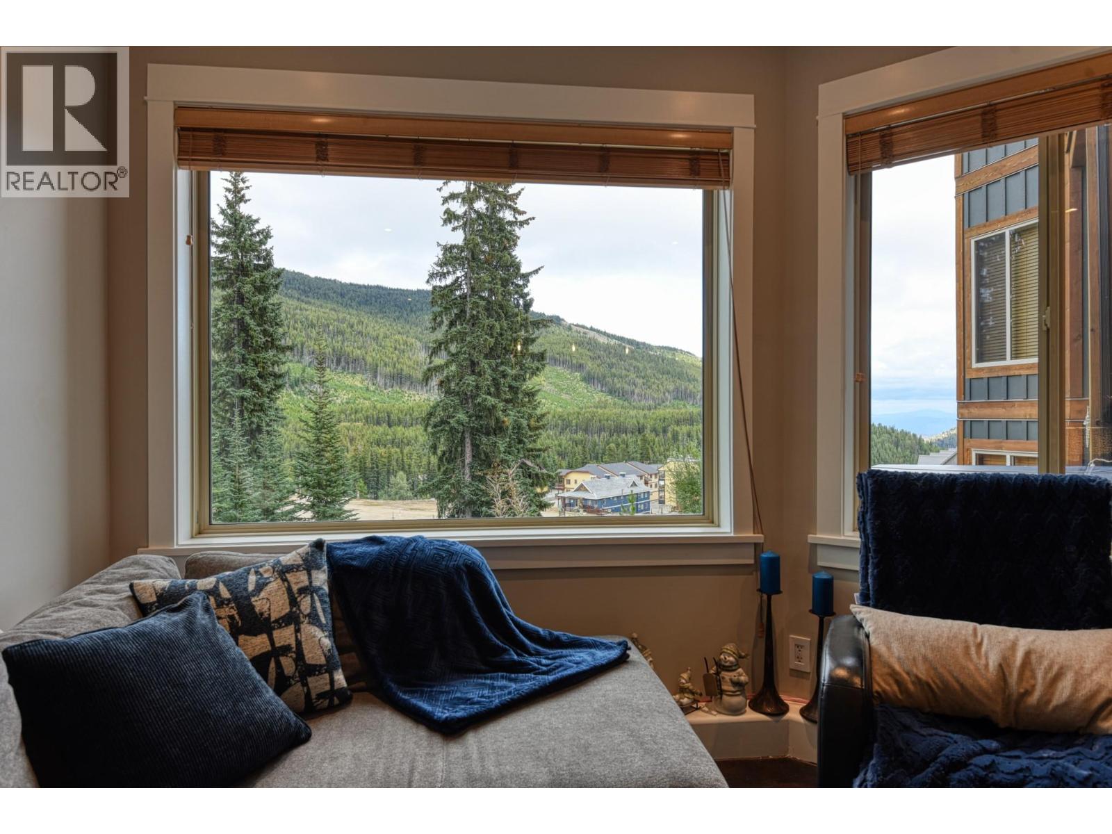 306 Creekview Road Unit# 12, Apex Mountain, British Columbia  V0H 1K0 - Photo 6 - 10399490