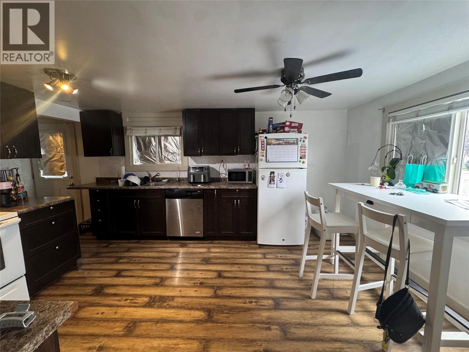 872 107 Avenue, Dawson Creek, British Columbia  V1G 2R2 - Photo 4 - 10399883