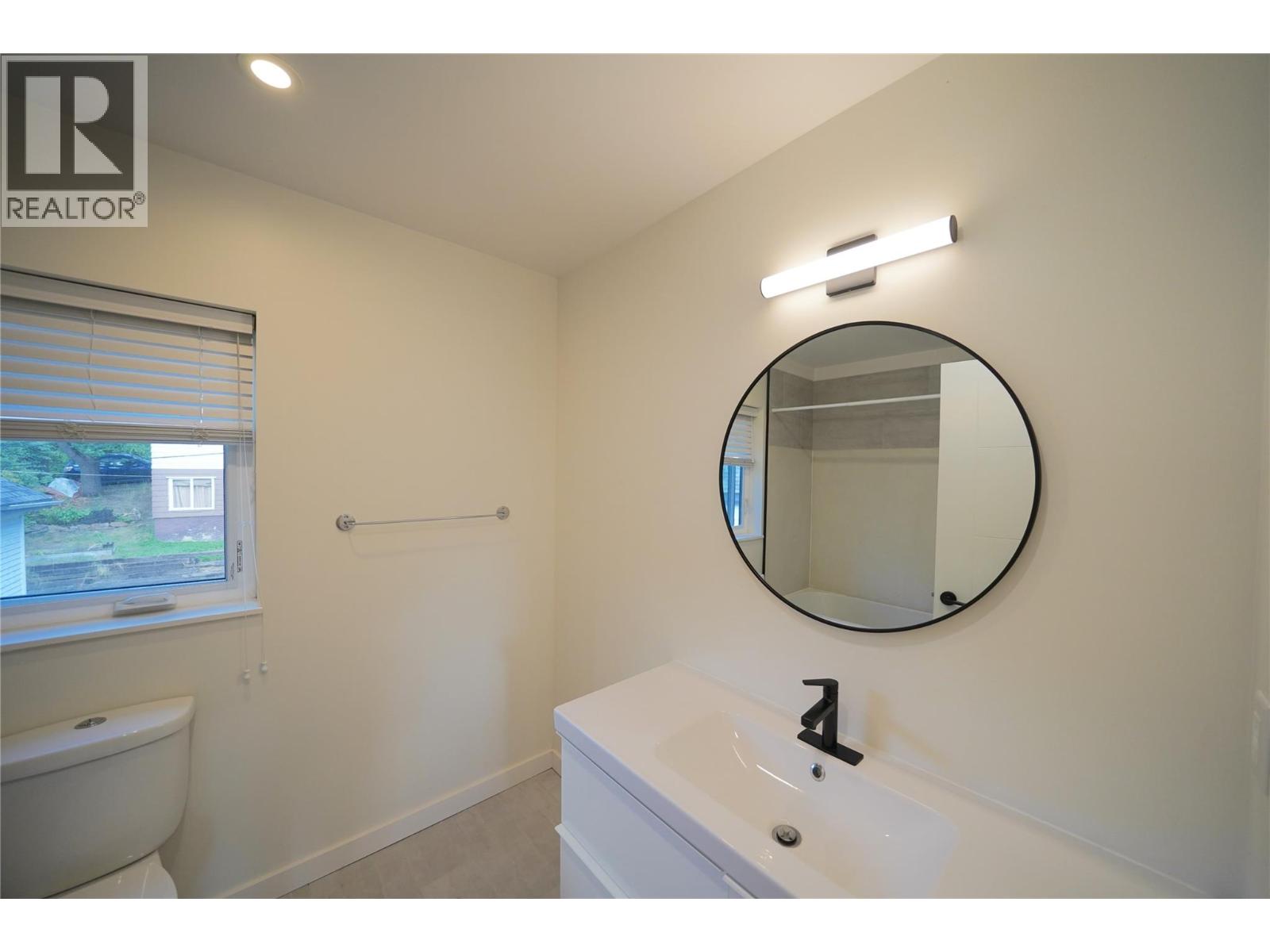 920 Front Street Street Unit# A, Nelson, British Columbia  V1L 4C2 - Photo 30 - 10399669