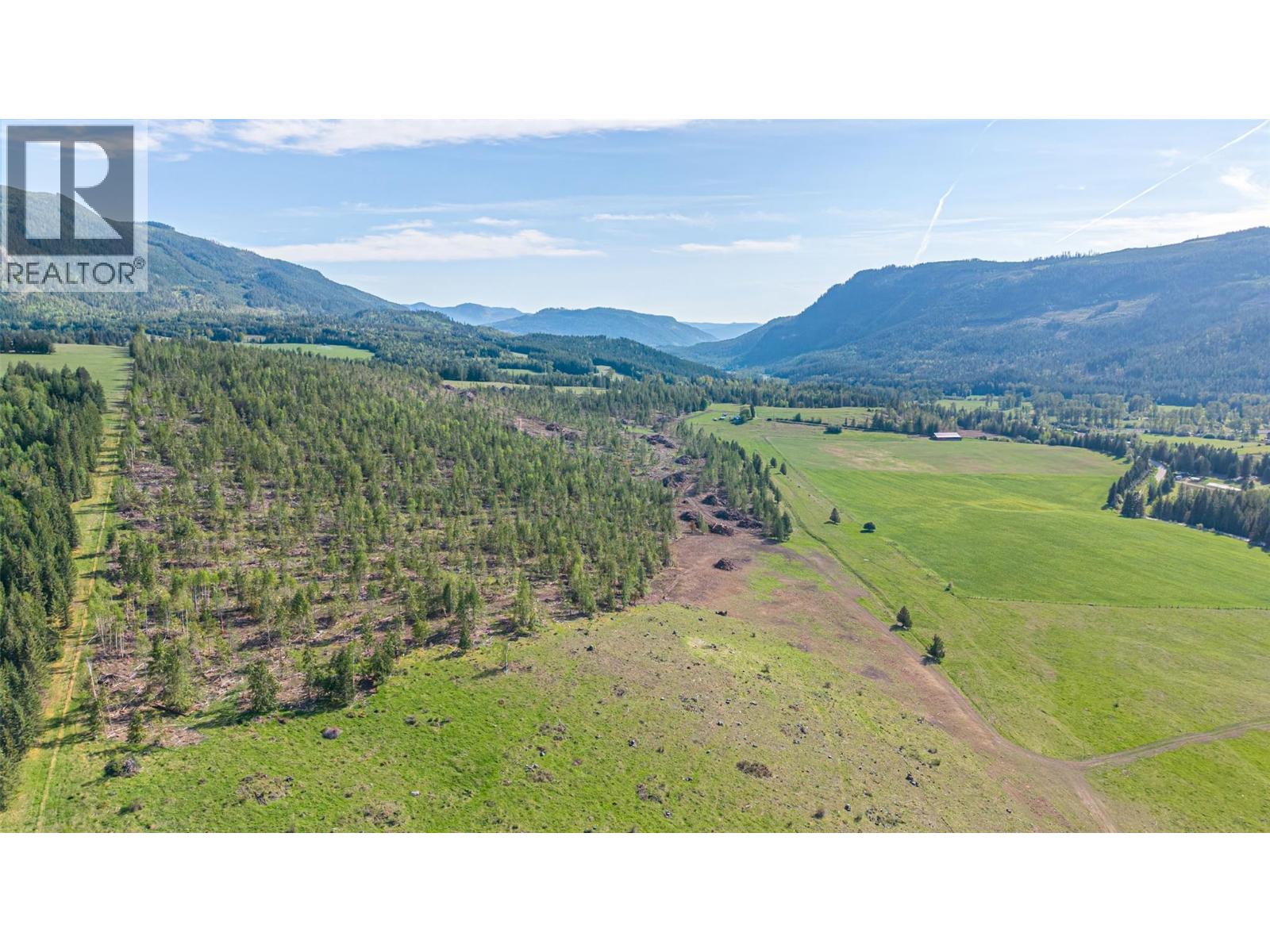 2465 Mabel Lake Road, Lumby, British Columbia  V0E 2G6 - Photo 11 - 10399522