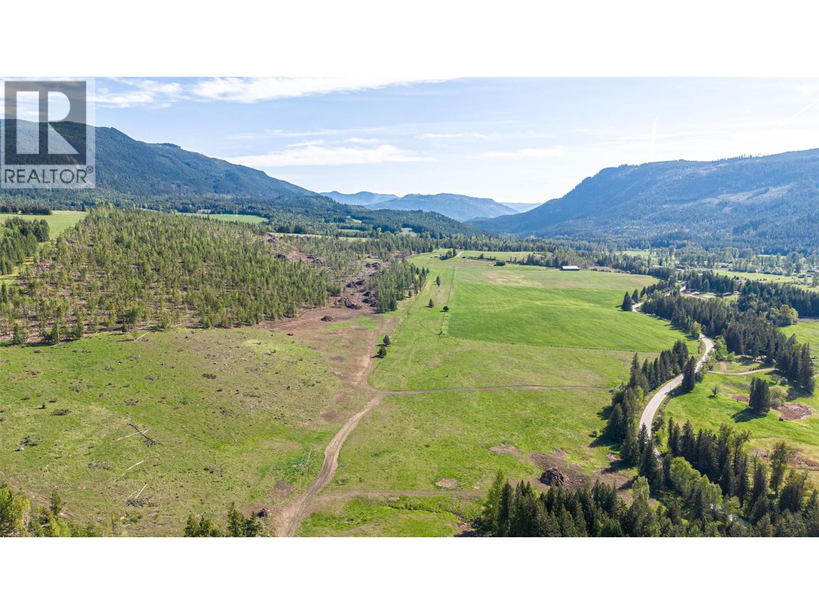 2465 Mabel Lake Road, Lumby, British Columbia  V0E 2G6 - Photo 12 - 10399522