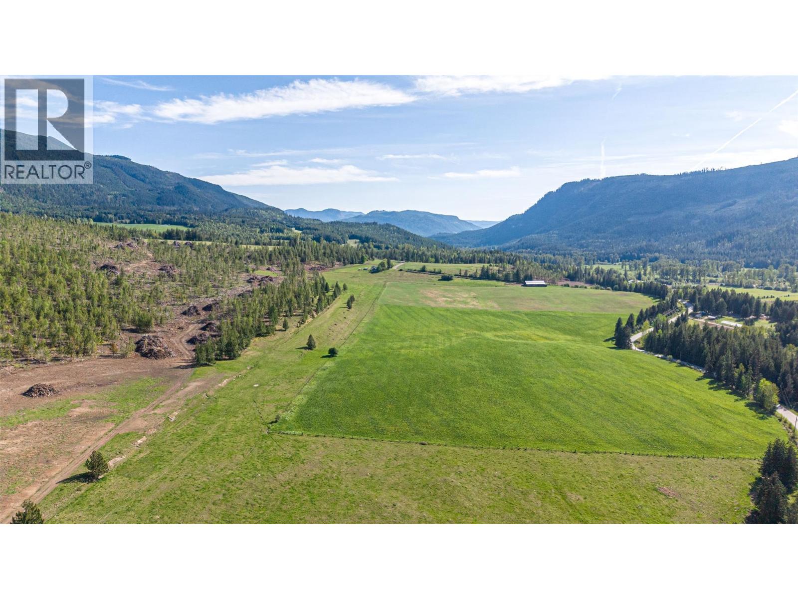 2465 Mabel Lake Road, Lumby, British Columbia  V0E 2G6 - Photo 13 - 10399522