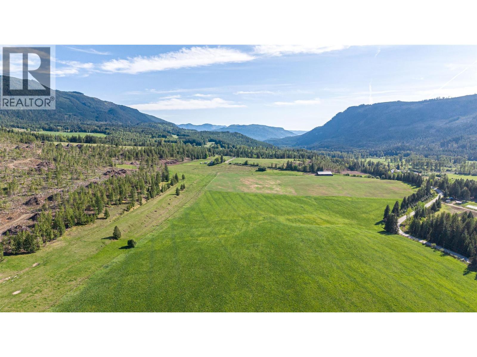 2465 Mabel Lake Road, Lumby, British Columbia  V0E 2G6 - Photo 14 - 10399522