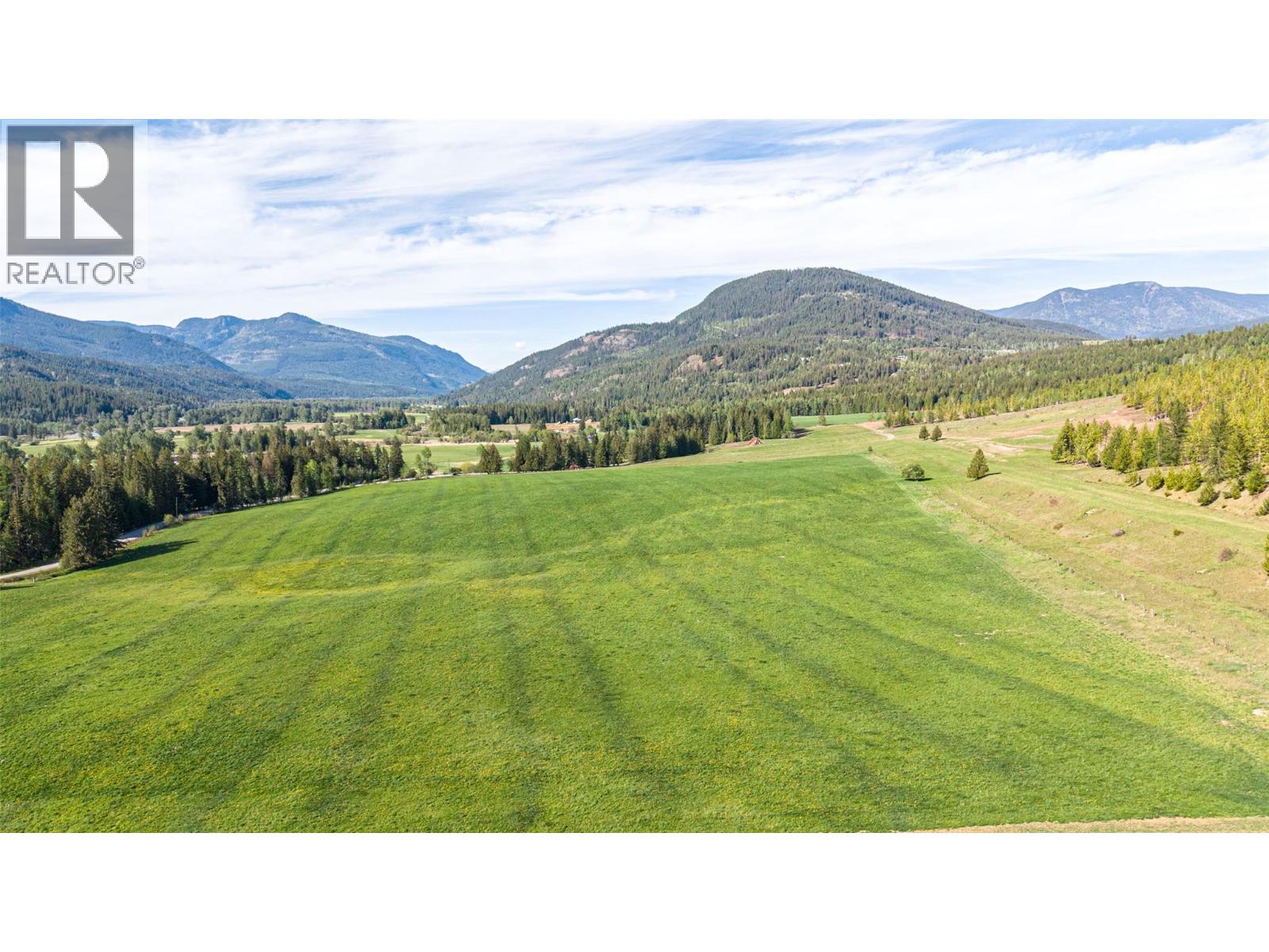 2465 Mabel Lake Road, Lumby, British Columbia  V0E 2G6 - Photo 19 - 10399522