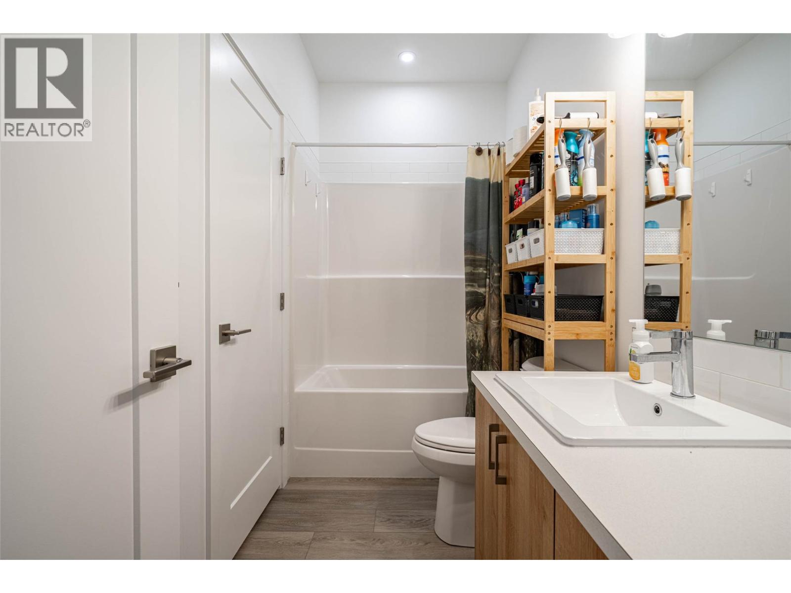 8900 Jim Bailey Road Unit# 206e, Kelowna, British Columbia  V4V 1E8 - Photo 13 - 10399871