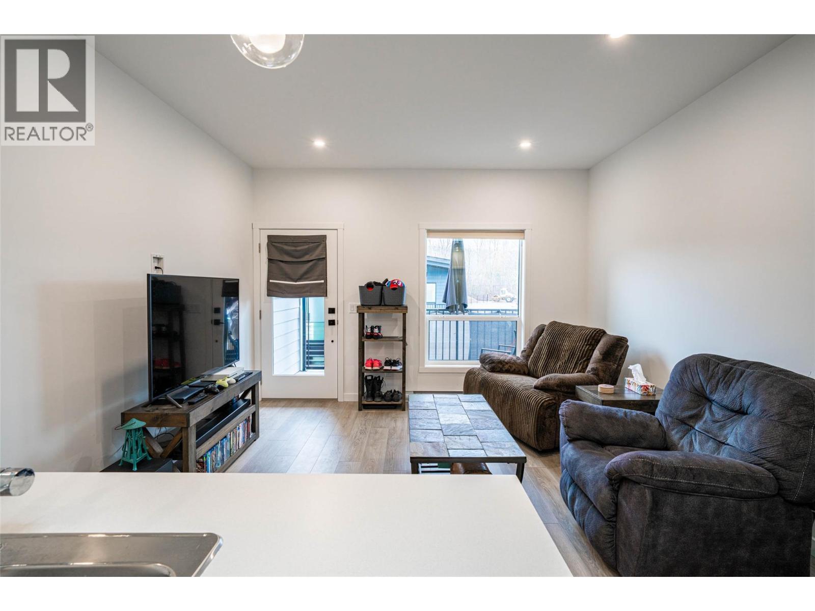 8900 Jim Bailey Road Unit# 206e, Kelowna, British Columbia  V4V 1E8 - Photo 5 - 10399871