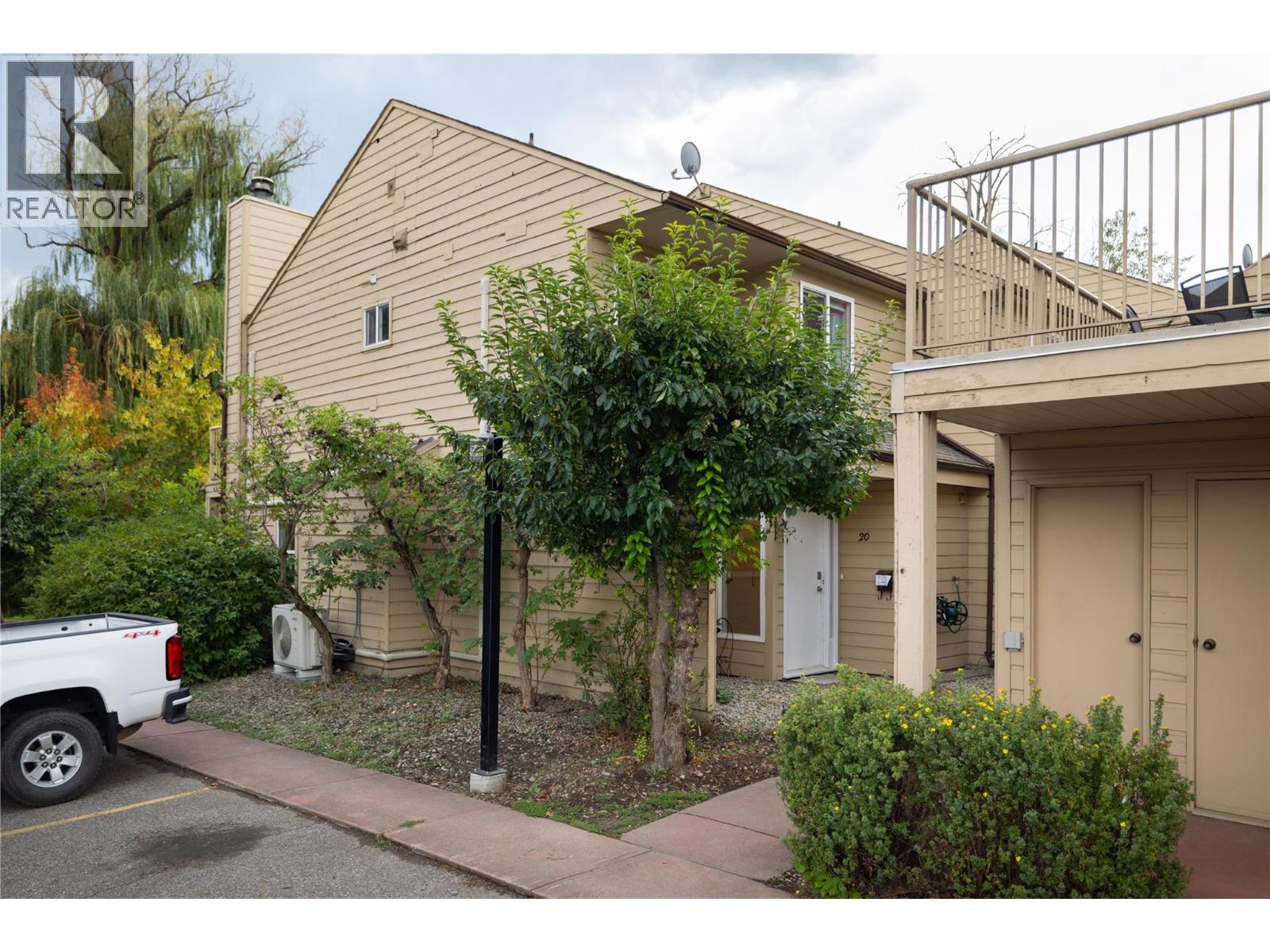 5300 25 Avenue Unit# 20, Vernon, British Columbia  V1T 6R4 - Photo 1 - 10399814