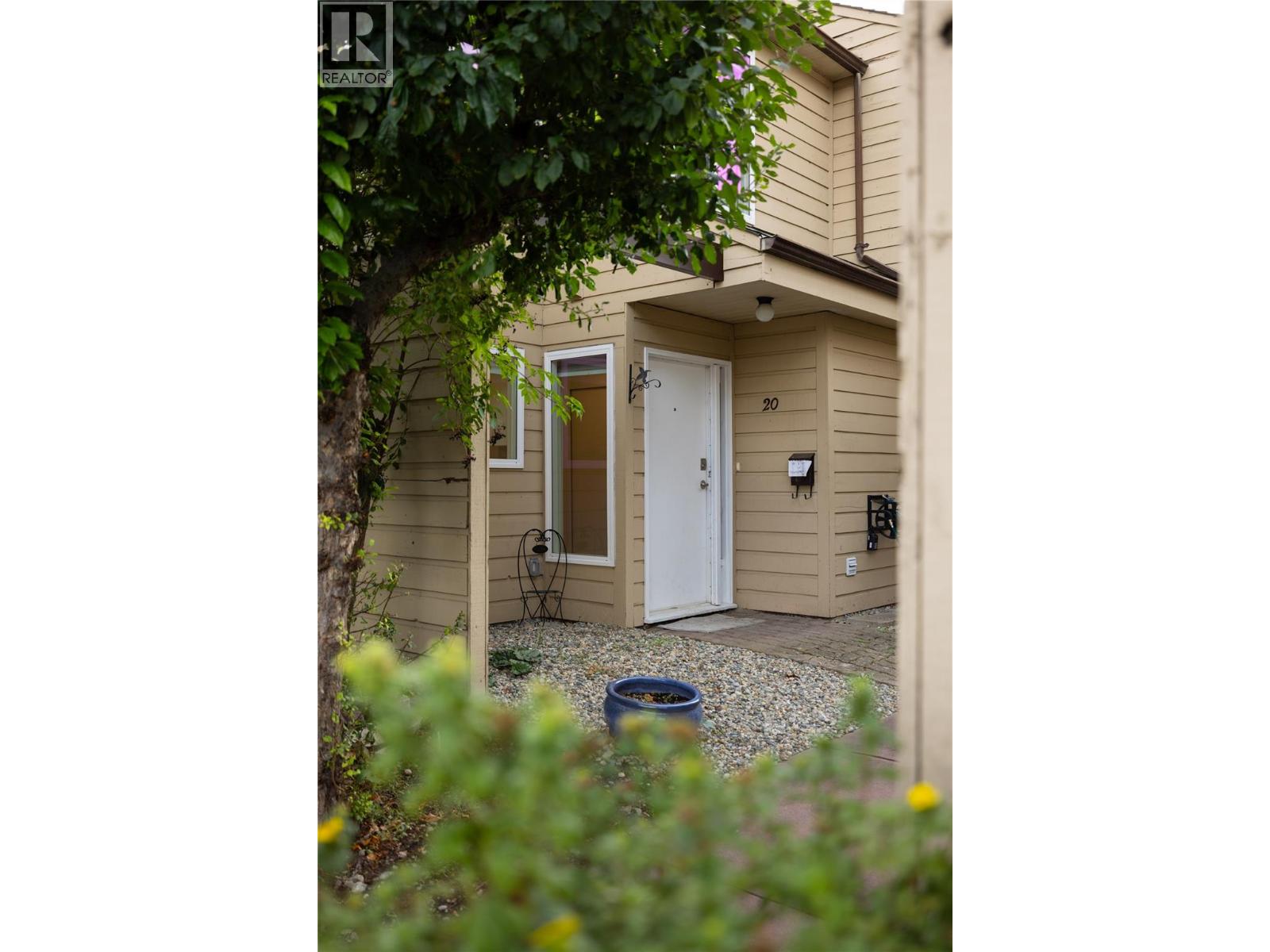 5300 25 Avenue Unit# 20, Vernon, British Columbia  V1T 6R4 - Photo 2 - 10399814