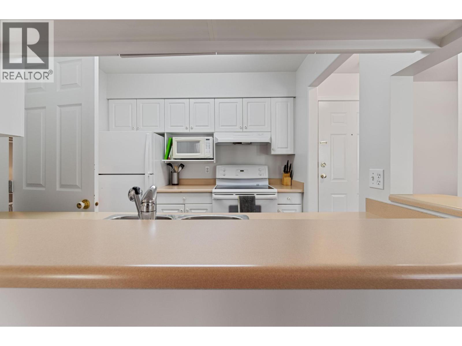 650 3 Street Unit# 207, Salmon Arm, British Columbia  v1e 2z7 - Photo 12 - 10399746