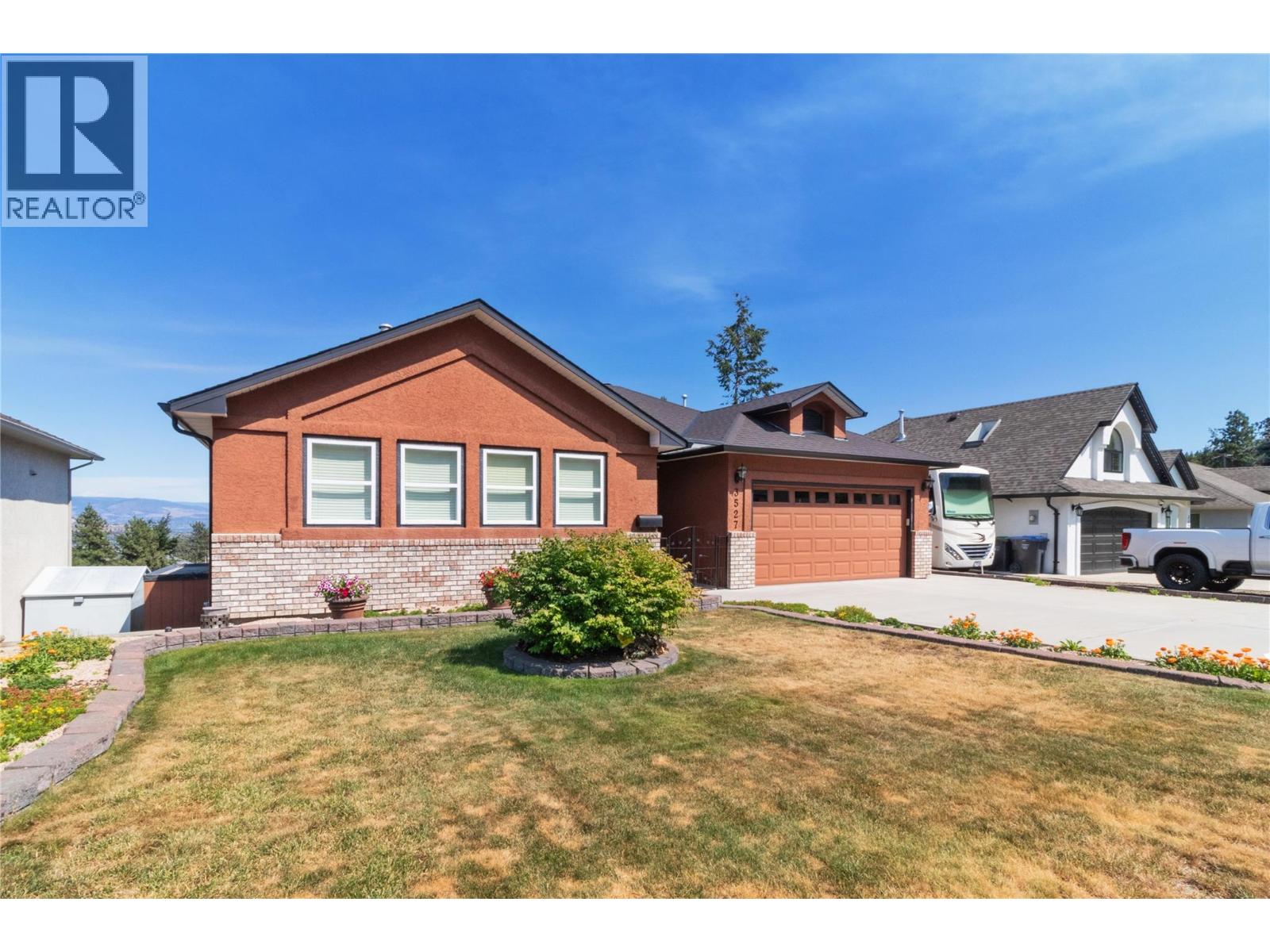 3527 Glen Eagles Drive, West Kelowna, British Columbia  V4T 2L6 - Photo 2 - 10399799