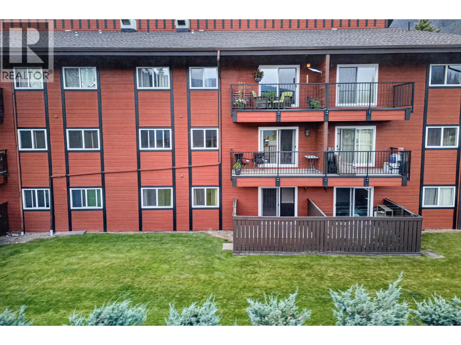 1286 Ponderosa Drive Unit# 105a, Sparwood, British Columbia  V0B 2G2 - Photo 2 - 10399769