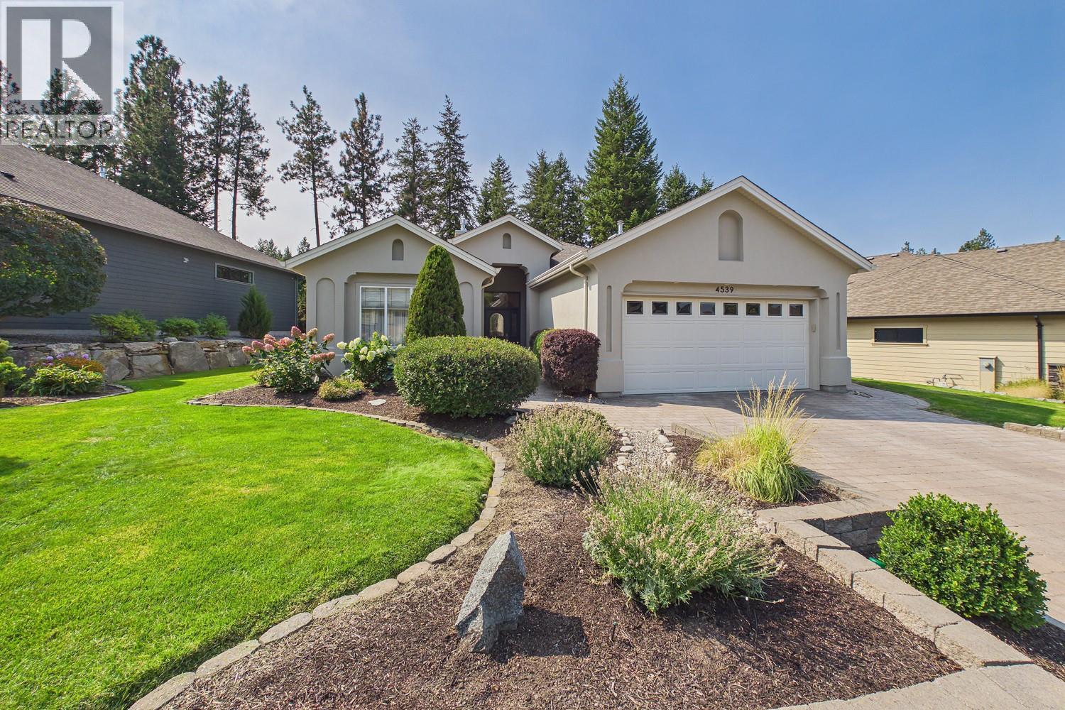 4539 Gallaghers Edgewood Drive, Kelowna, British Columbia  V1W 5E6 - Photo 2 - 10399661