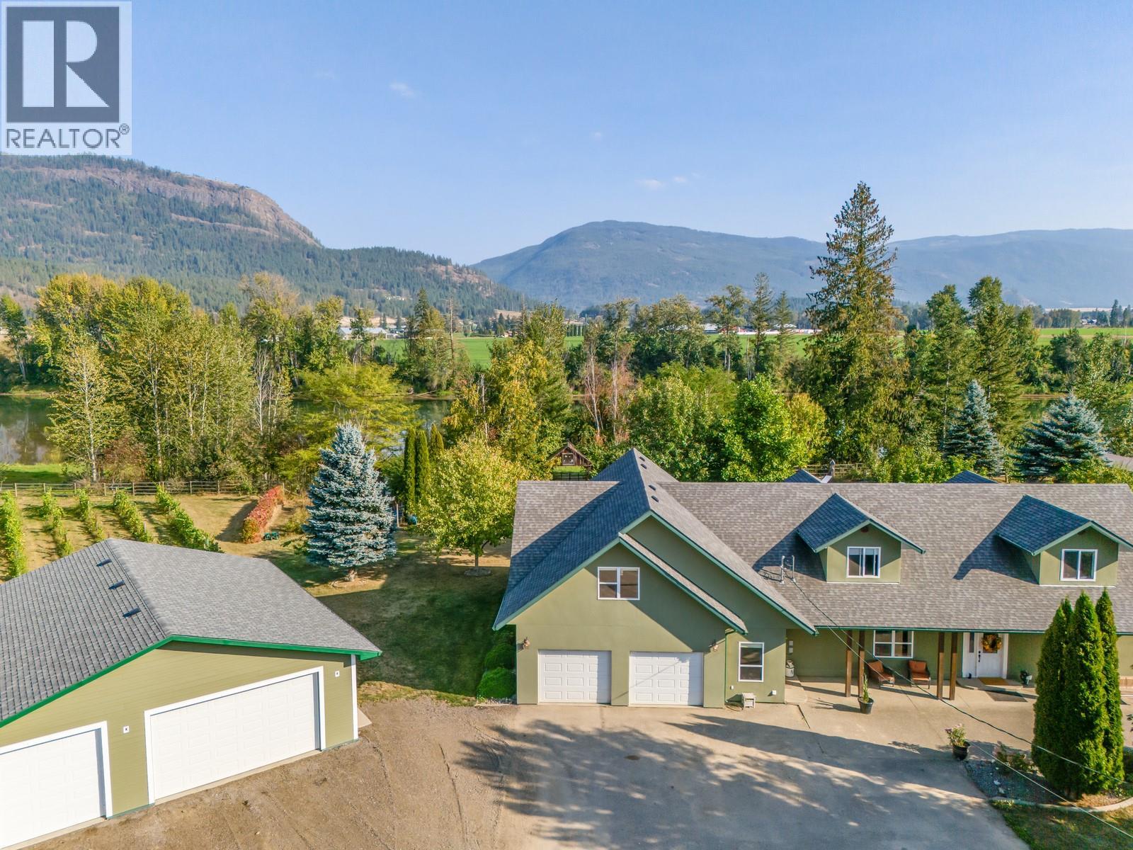 70 Waterside Road, Enderby, British Columbia  V0E 1V3 - Photo 3 - 10399597