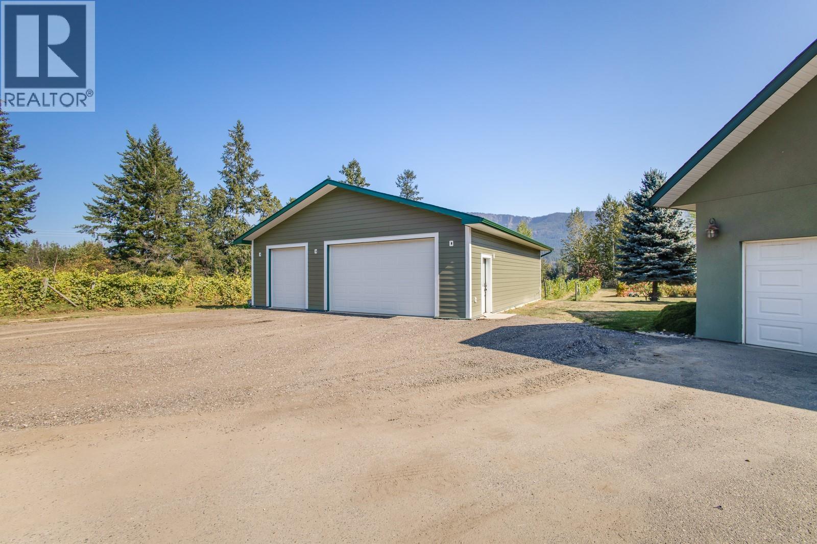 70 Waterside Road, Enderby, British Columbia  V0E 1V3 - Photo 65 - 10399597