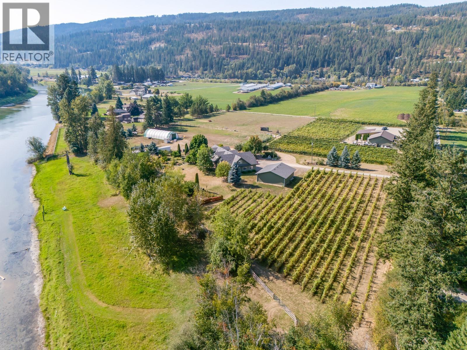 70 Waterside Road, Enderby, British Columbia  V0E 1V3 - Photo 7 - 10399597