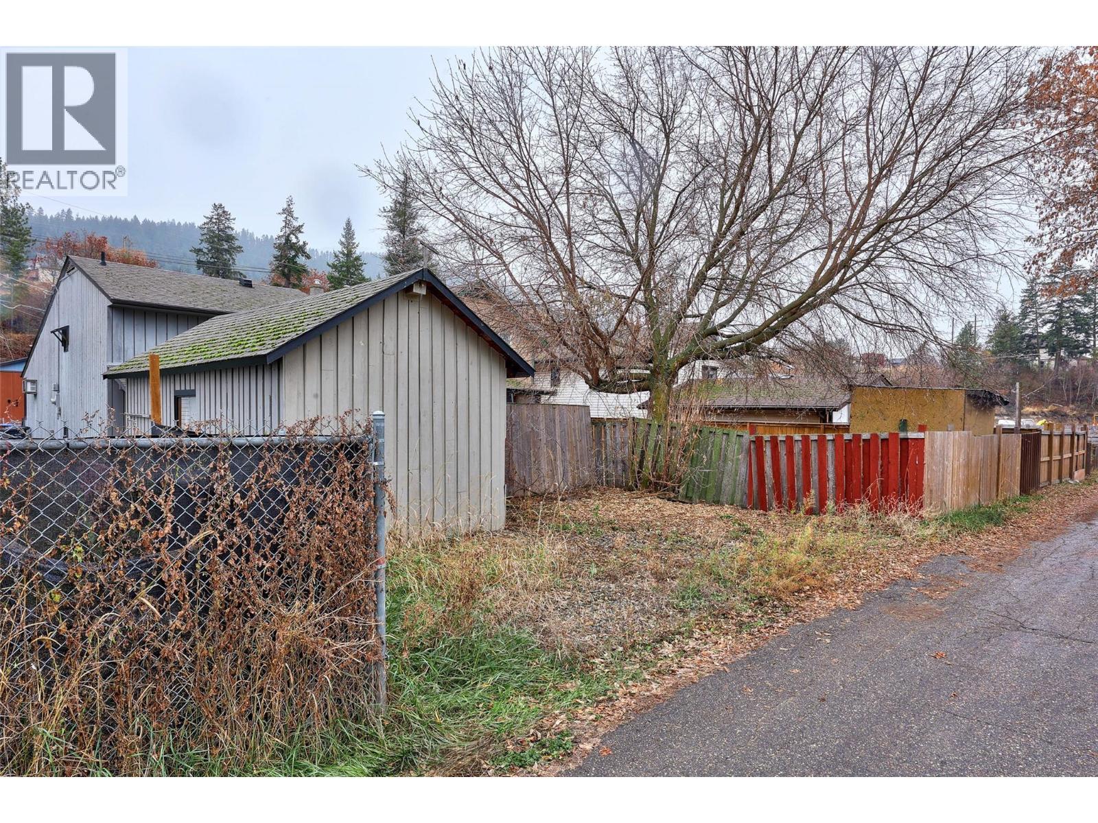 1026 Hillside Avenue, Chase, British Columbia  V0E 1M0 - Photo 17 - 10399874