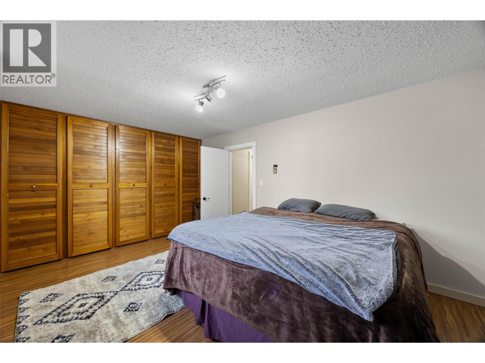 1026 Hillside Avenue, Chase, British Columbia  V0E 1M0 - Photo 8 - 10399874