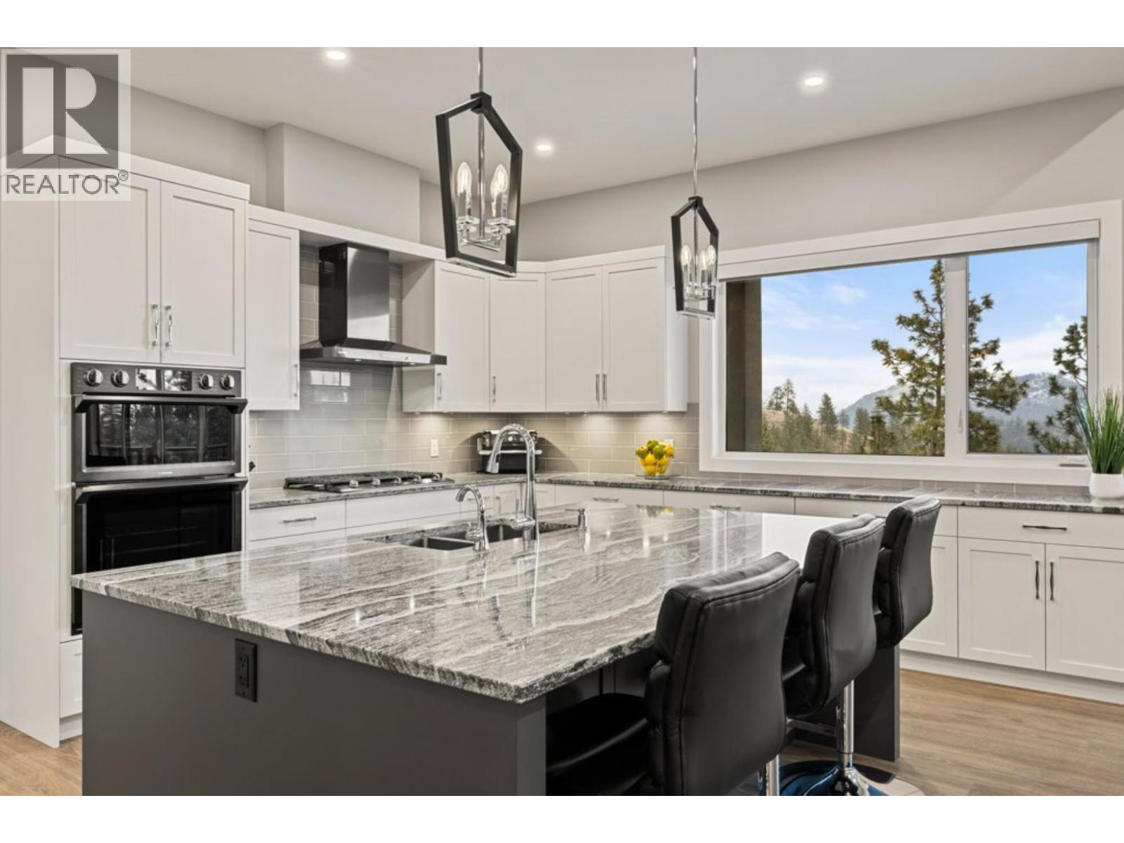 2505 Tallus Heights Drive, West Kelowna, British Columbia  V4T 3M2 - Photo 10 - 10399856