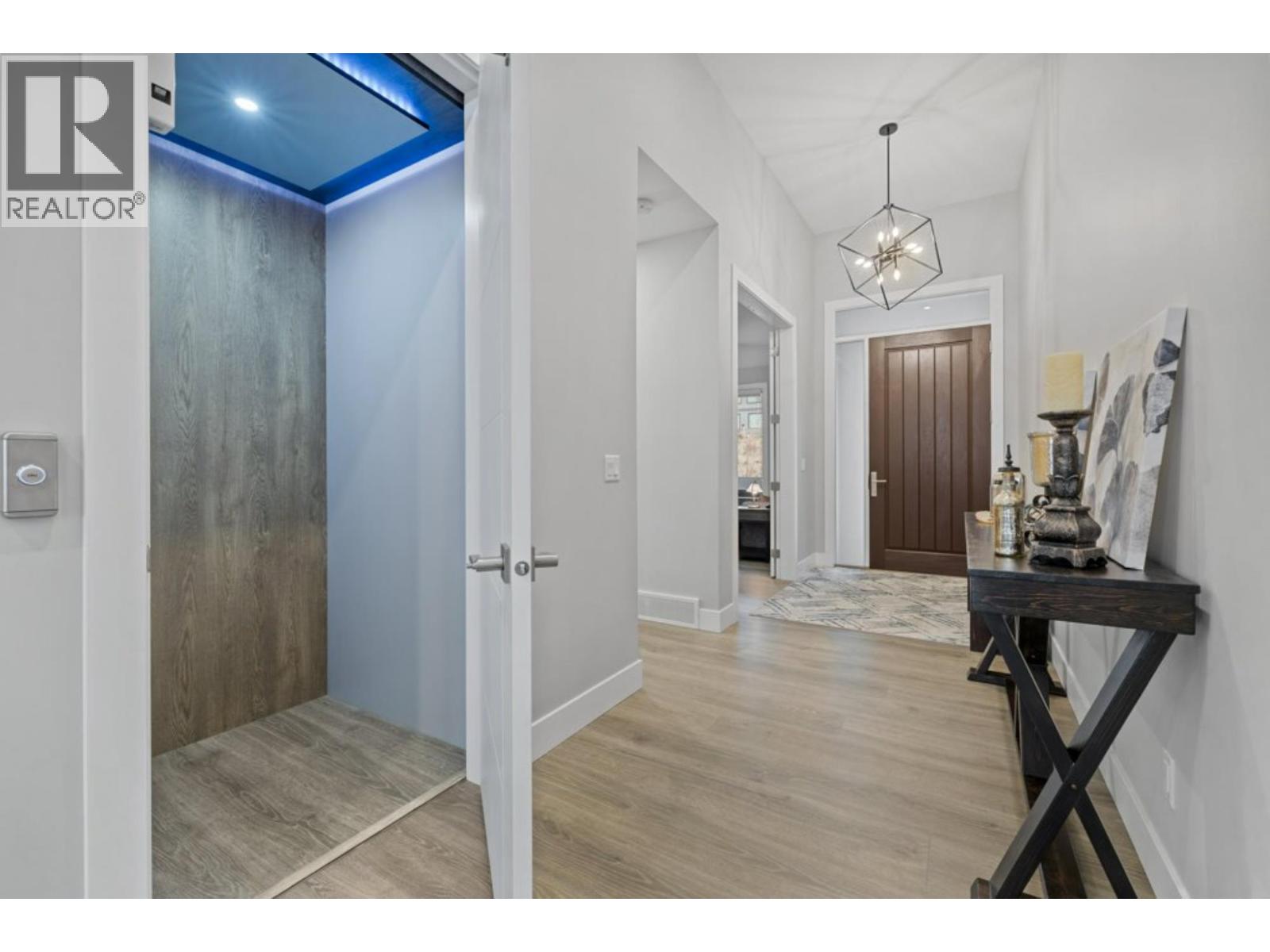 2505 Tallus Heights Drive, West Kelowna, British Columbia  V4T 3M2 - Photo 4 - 10399856