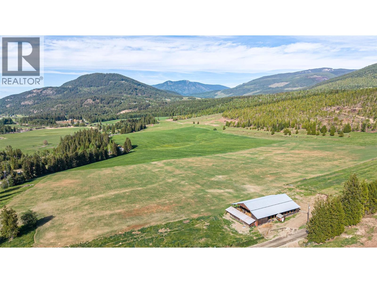 2511 Mabel Lake Road, Lumby, British Columbia  V0E 2G6 - Photo 1 - 10399499