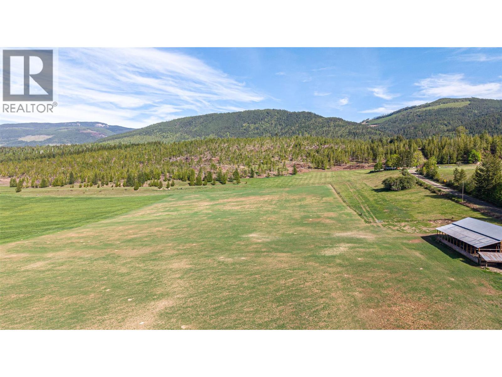 2511 Mabel Lake Road, Lumby, British Columbia  V0E 2G6 - Photo 5 - 10399499