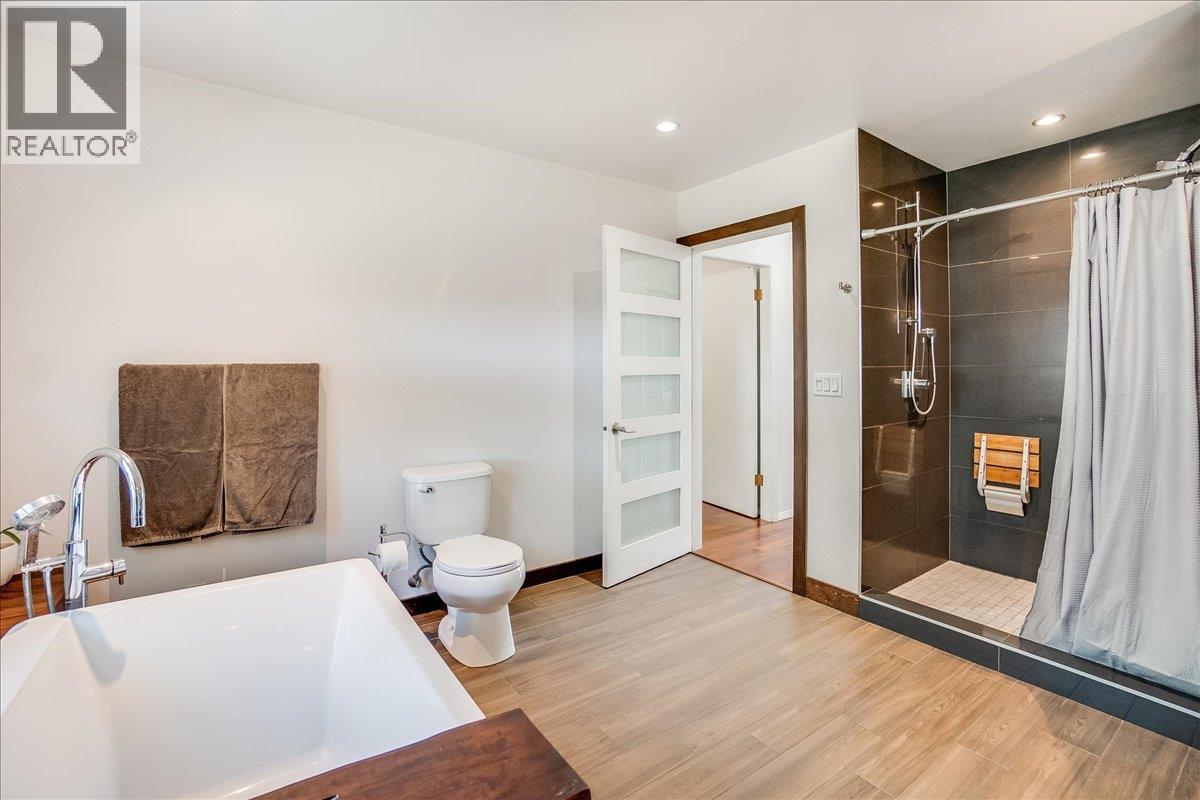3710 Ladybird Road, Krestova, British Columbia  V0G 1H2 - Photo 33 - 10399750