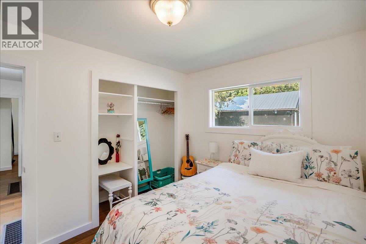 3710 Ladybird Road, Krestova, British Columbia  V0G 1H2 - Photo 35 - 10399750