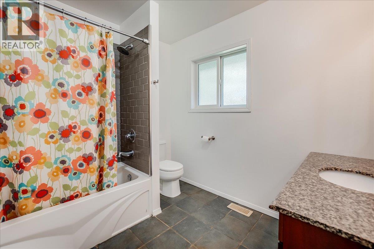 3710 Ladybird Road, Krestova, British Columbia  V0G 1H2 - Photo 36 - 10399750