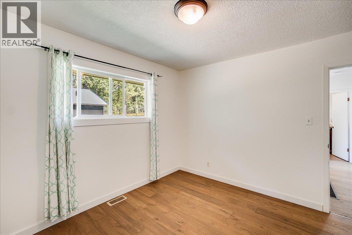 3710 Ladybird Road, Krestova, British Columbia  V0G 1H2 - Photo 37 - 10399750
