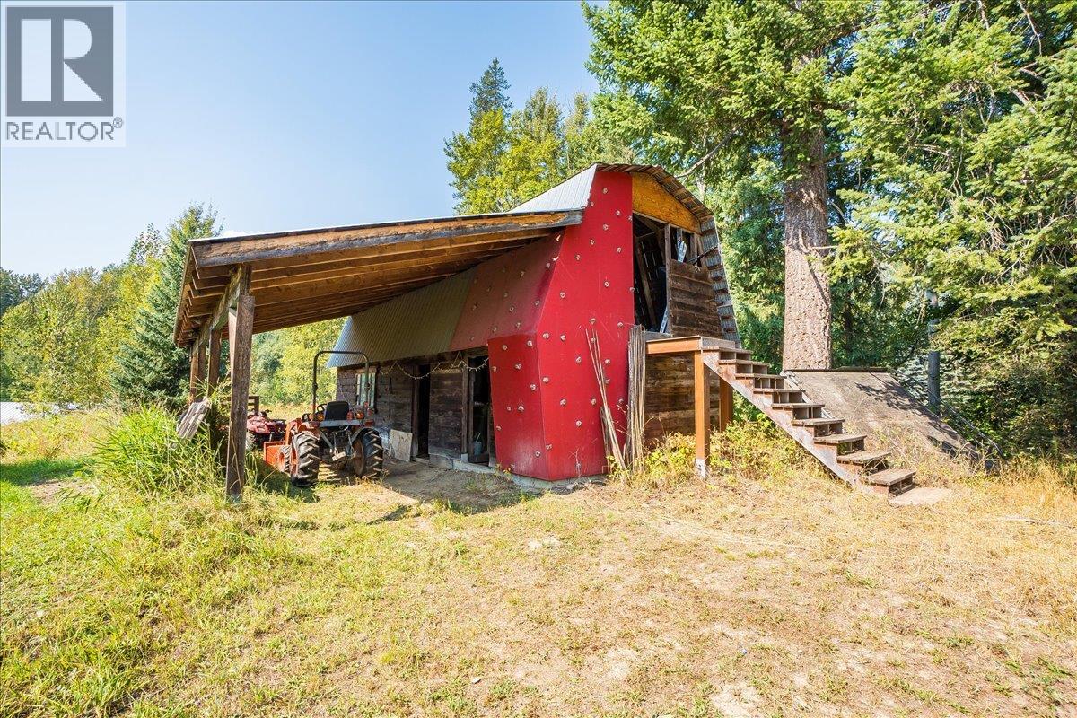3710 Ladybird Road, Krestova, British Columbia  V0G 1H2 - Photo 54 - 10399750