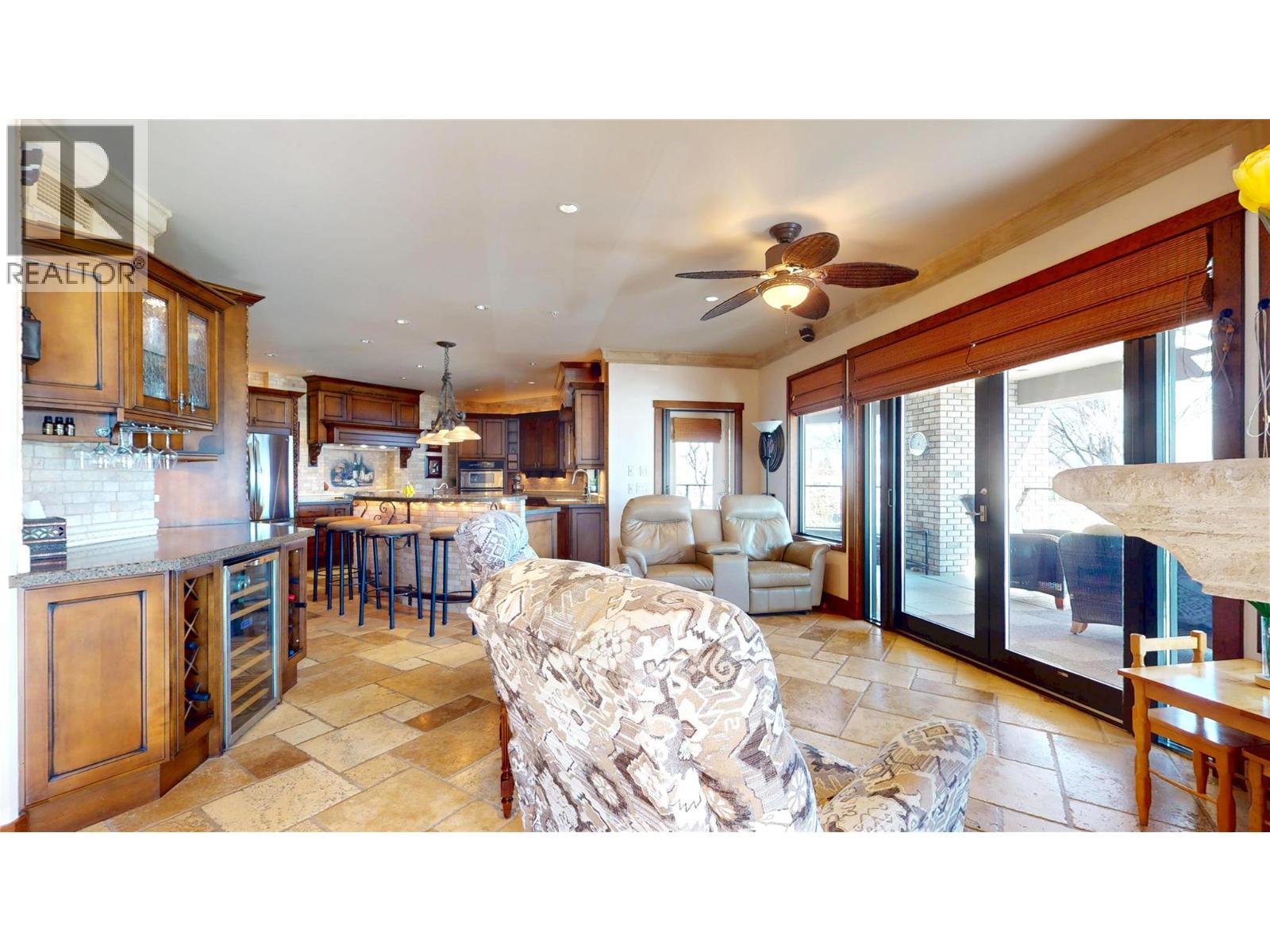 4200 Beach Avenue Unit# 201, Peachland, British Columbia  V0H 1X6 - Photo 11 - 10399834
