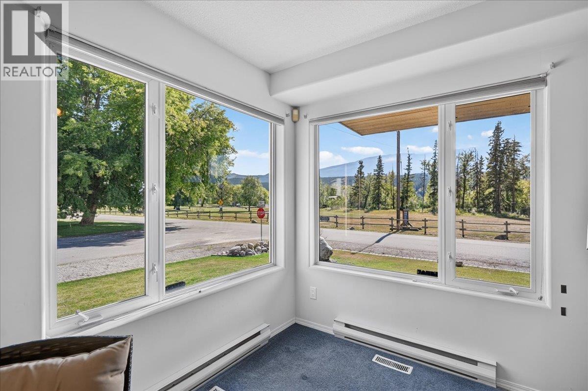 1808 Tretheway Road, Windermere, British Columbia  V0B 2L2 - Photo 19 - 10398798