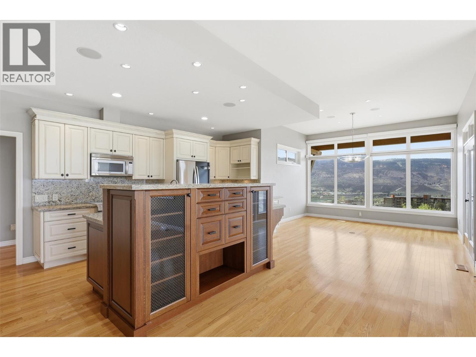 1589 Golf Ridge Drive, Kamloops, British Columbia  V2H 0A5 - Photo 11 - 10399903