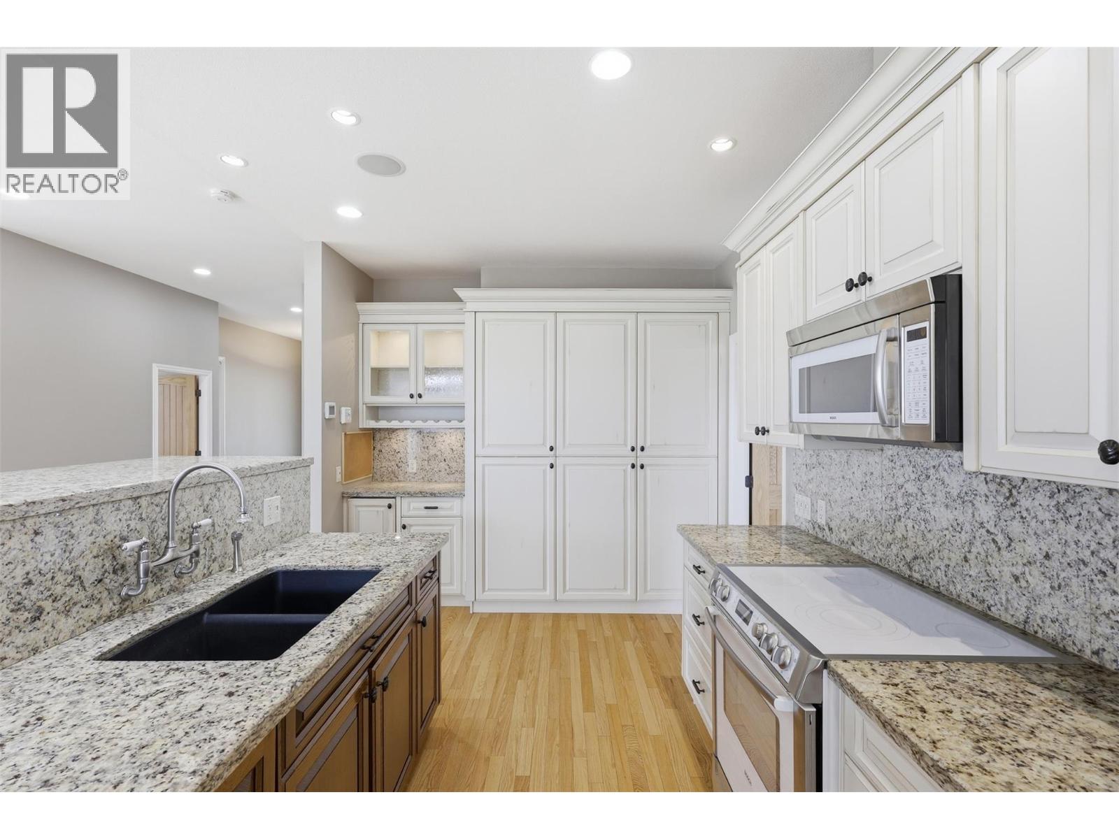 1589 Golf Ridge Drive, Kamloops, British Columbia  V2H 0A5 - Photo 14 - 10399903