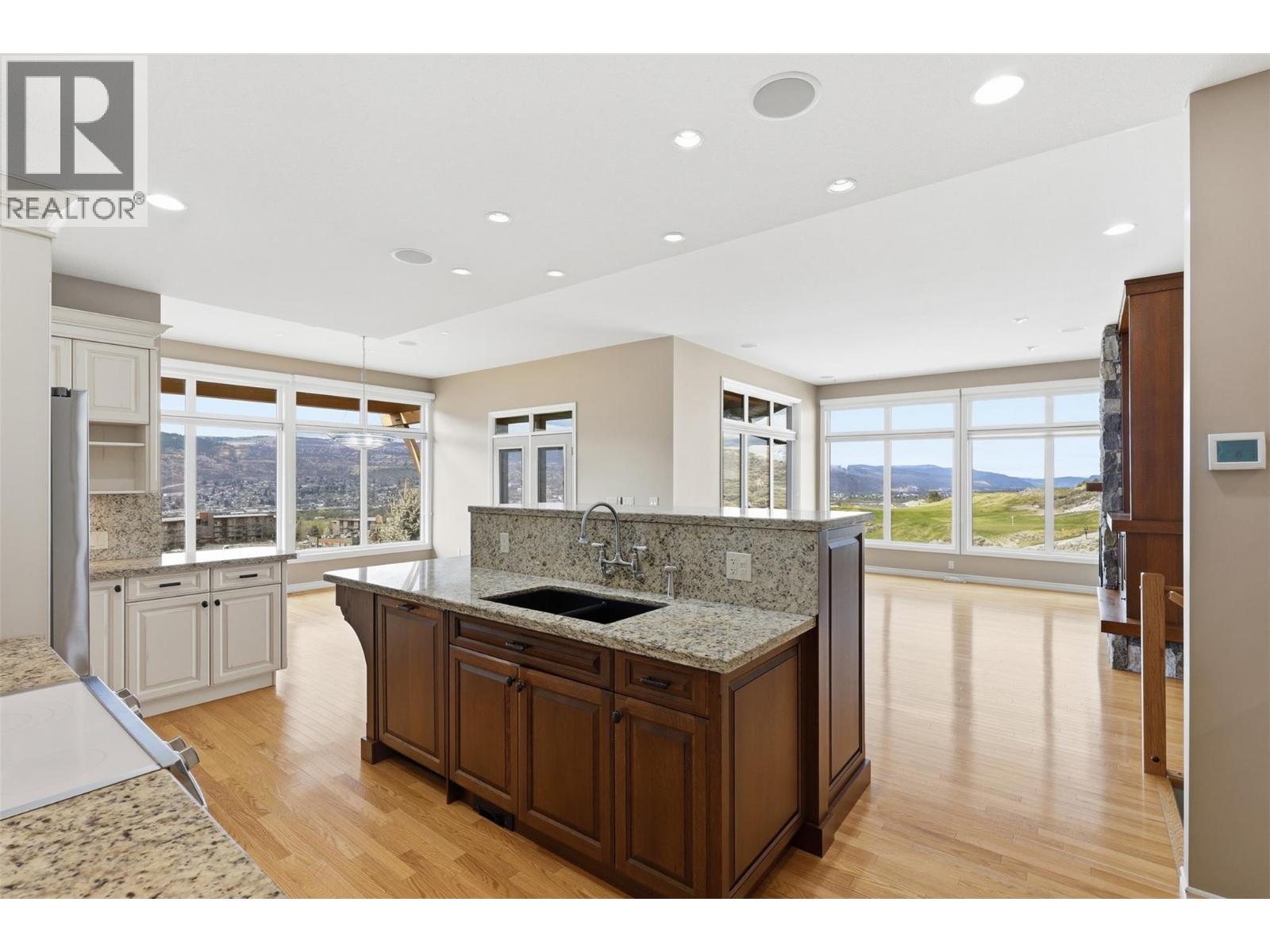 1589 Golf Ridge Drive, Kamloops, British Columbia  V2H 0A5 - Photo 17 - 10399903