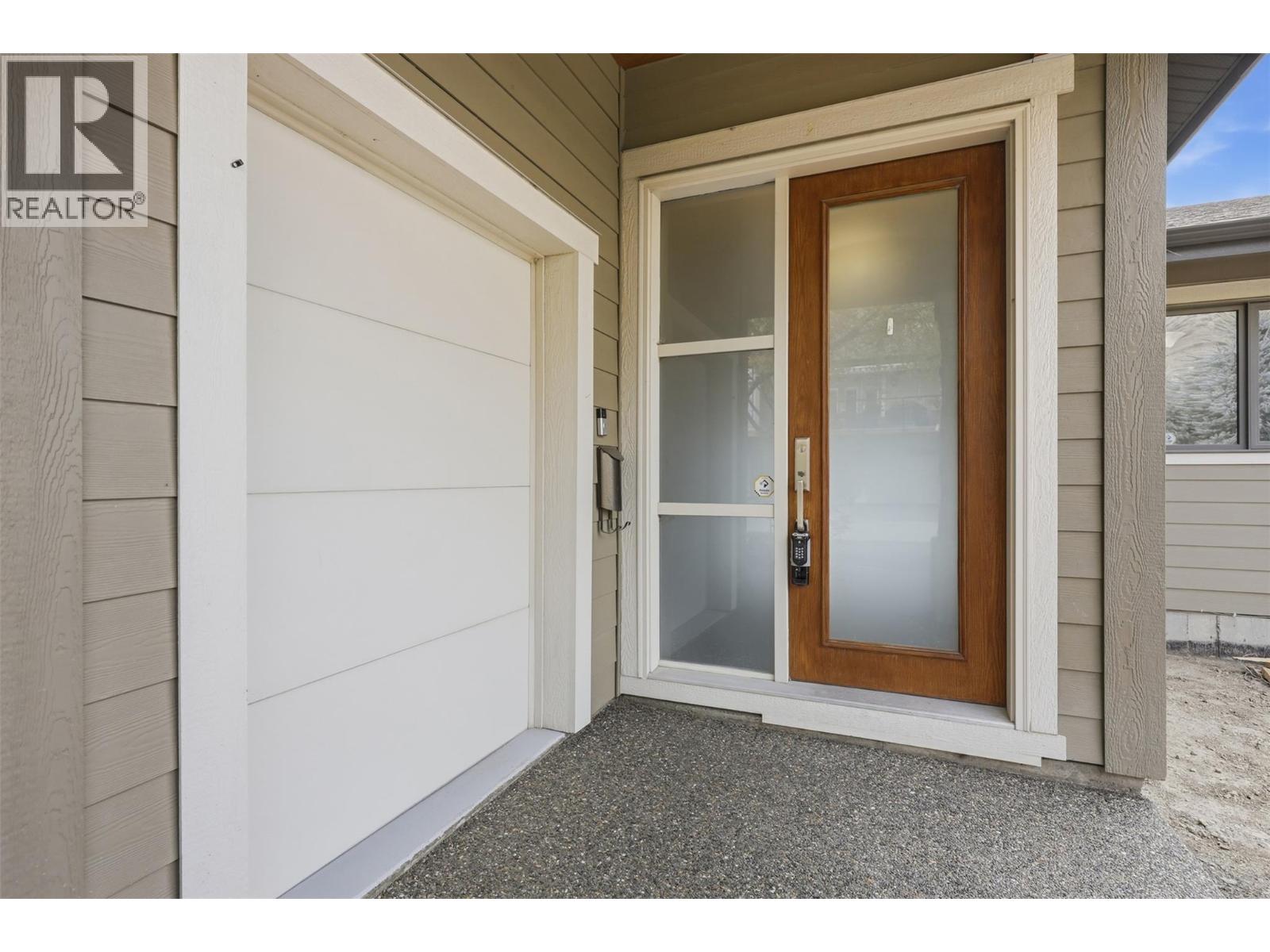 1589 Golf Ridge Drive, Kamloops, British Columbia  V2H 0A5 - Photo 3 - 10399903