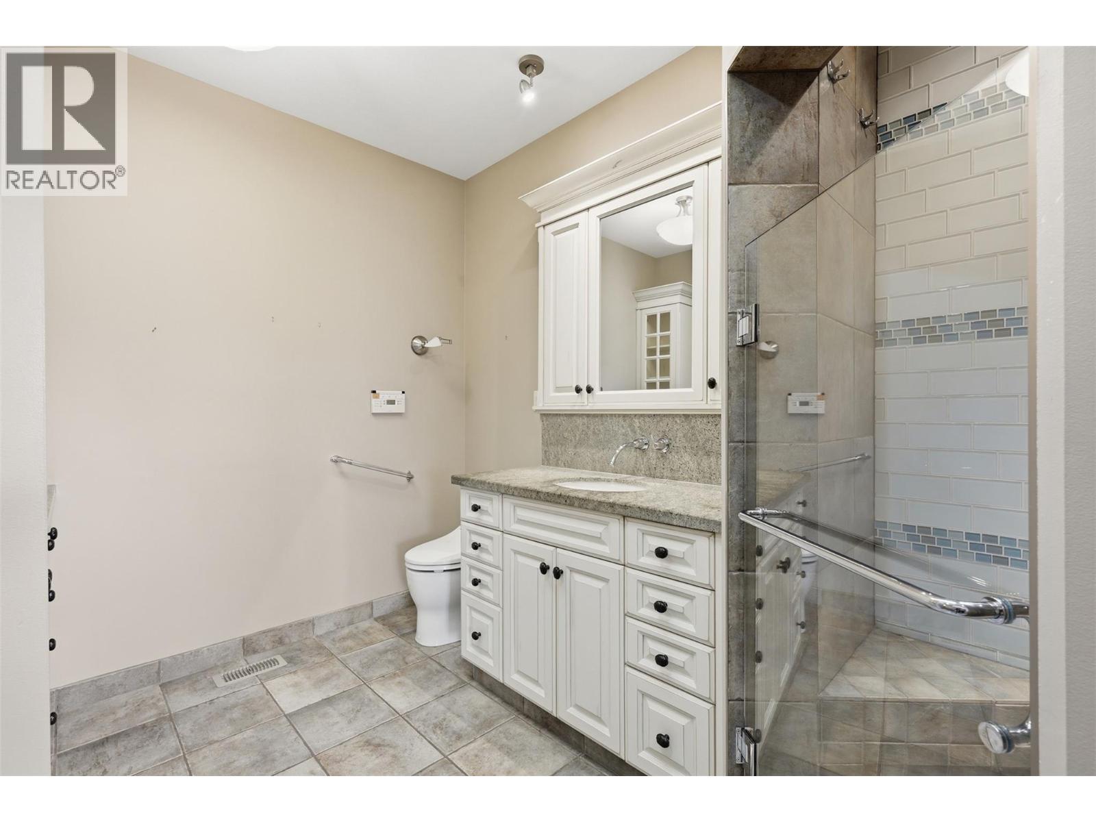 1589 Golf Ridge Drive, Kamloops, British Columbia  V2H 0A5 - Photo 30 - 10399903