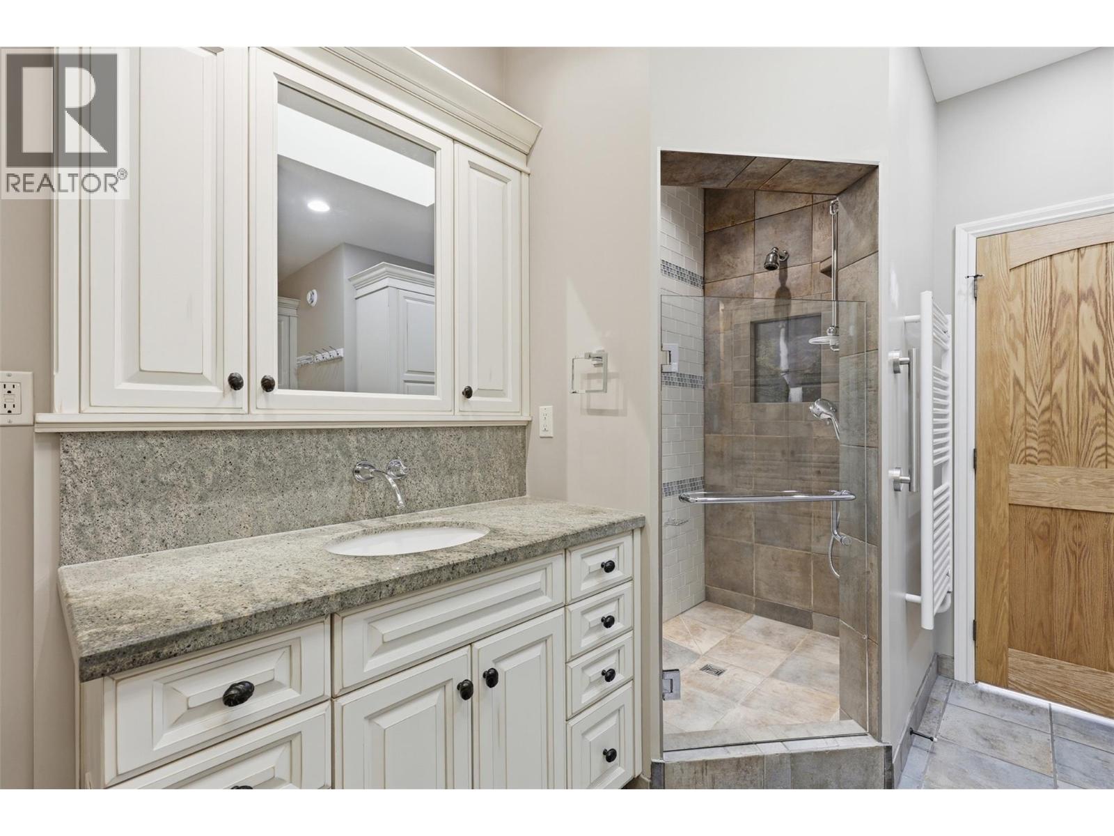 1589 Golf Ridge Drive, Kamloops, British Columbia  V2H 0A5 - Photo 31 - 10399903