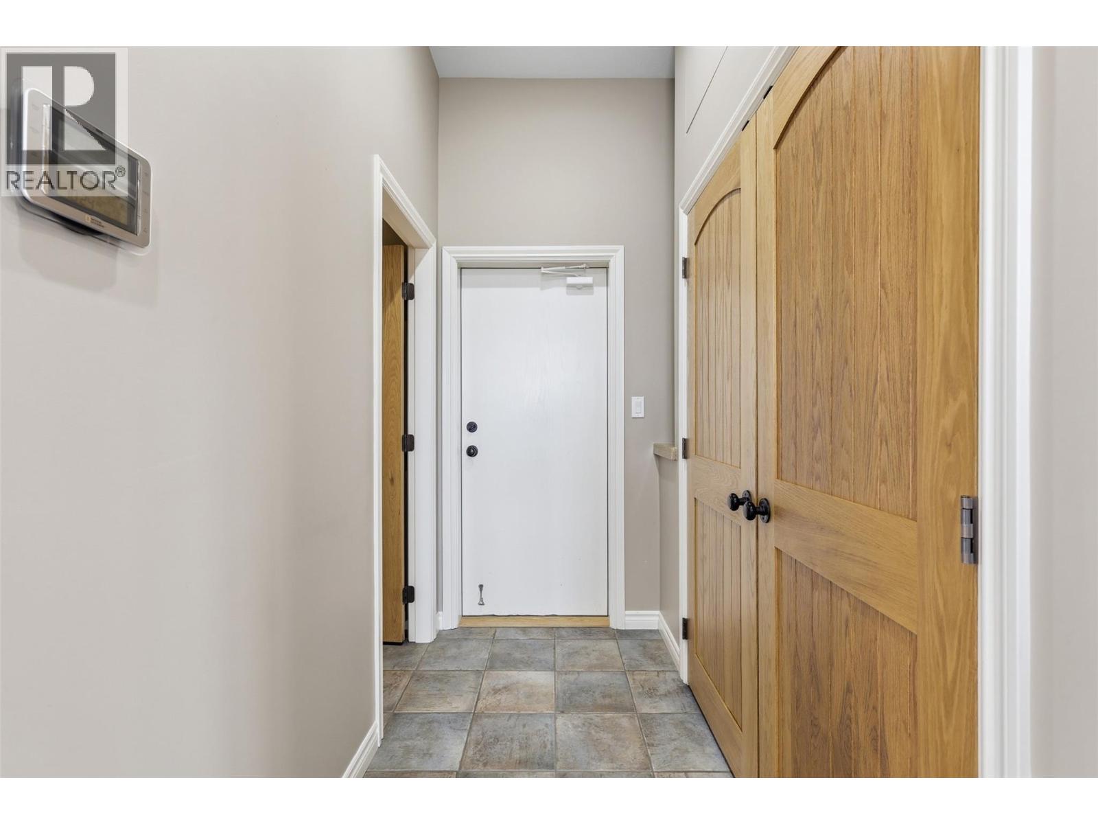 1589 Golf Ridge Drive, Kamloops, British Columbia  V2H 0A5 - Photo 6 - 10399903