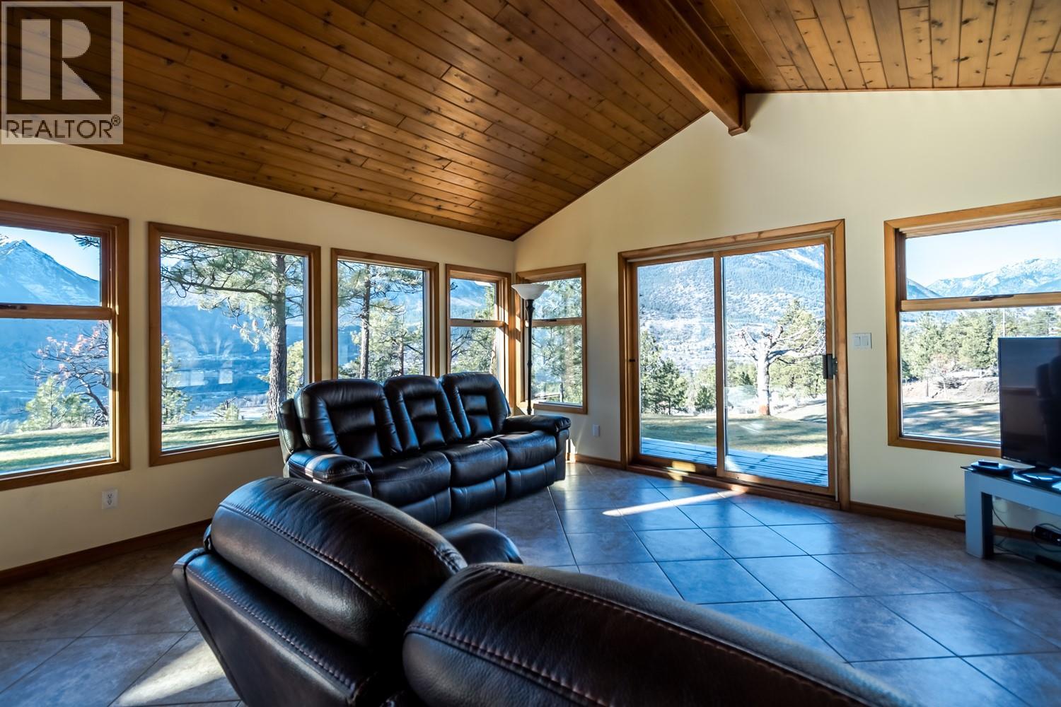 150 Pine Ridge Road, Lillooet, British Columbia  V0K 1V0 - Photo 30 - 10399892