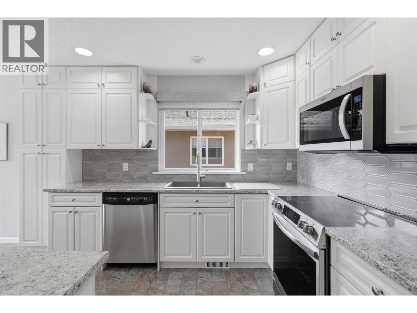 810 Anderson Terrace Unit# 7, Kamloops, British Columbia  V2B 6E2 - Photo 10 - 10399782