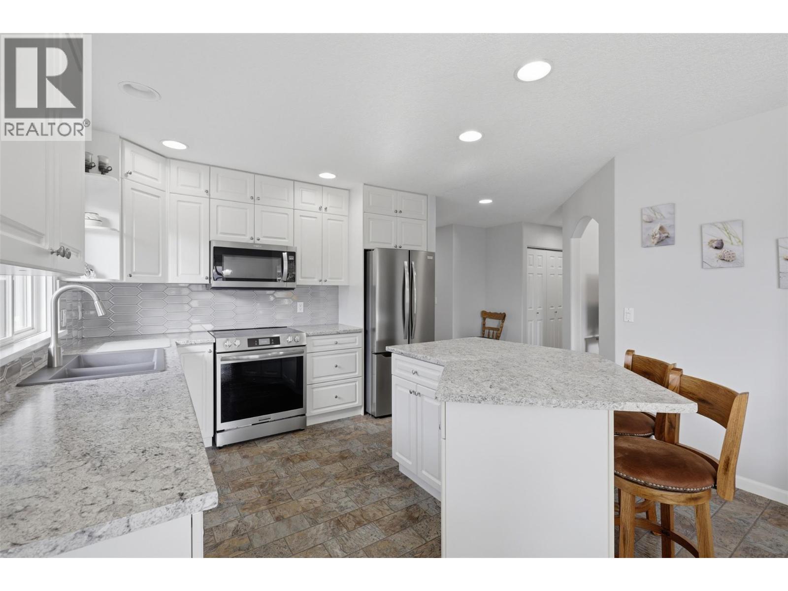 810 Anderson Terrace Unit# 7, Kamloops, British Columbia  V2B 6E2 - Photo 12 - 10399782