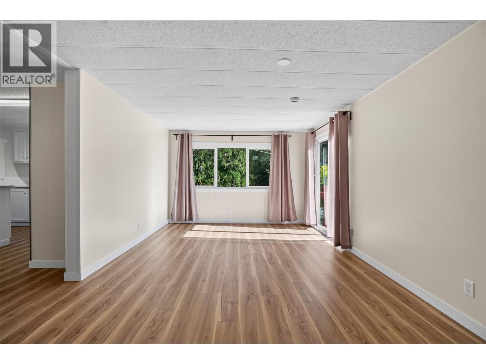 149 8th Street, Kaslo, British Columbia  V0G 1M0 - Photo 11 - 10399704